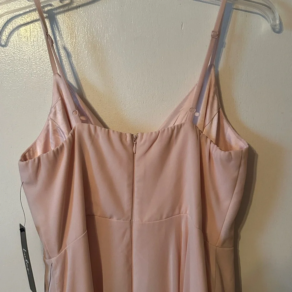 Elegant Pink Evening Gown - Picture 4 of 9